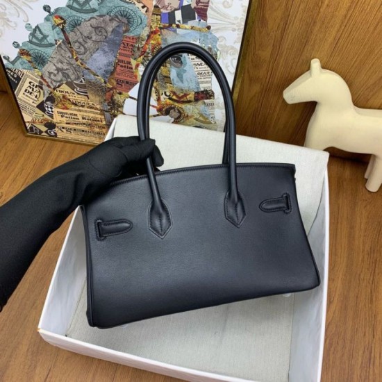 Replica Borsa a spalla Hermès Birkin Light 29 nera in pelle di vitello Swift Replica Borsa a spalla Hermès Birkin Light 29 nera in pelle di vitello Swift