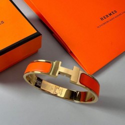 Replica Bracciale Clic HH Hermès in smalto arancione Replica Bracciale Clic HH Hermès in smalto arancione