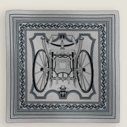 Replica falso  Scialle Hermès Grigio Phaeton's Wheels Bandana 140