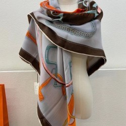 Replica Scialle Hermes Beige Projets Carres 140 Imitazioni Replica Scialle Hermes Beige Projets Carres 140