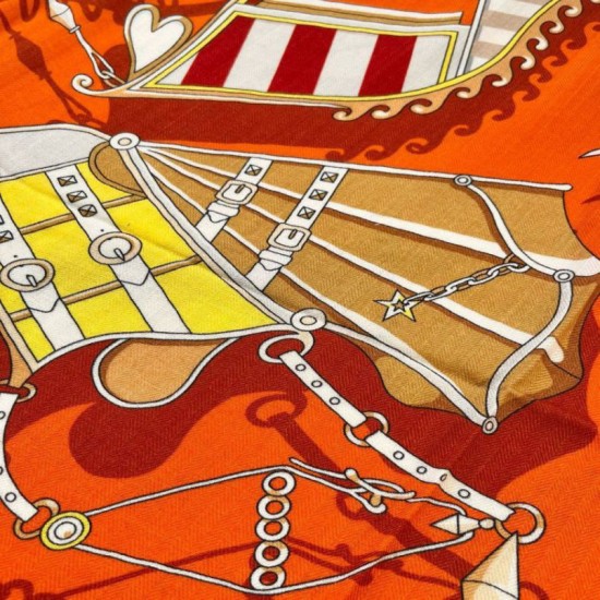 Replica Pari Scialle Hermès Arancione Carriages in Balance 140 Replica Pari Scialle Hermès Arancione Carriages in Balance 140