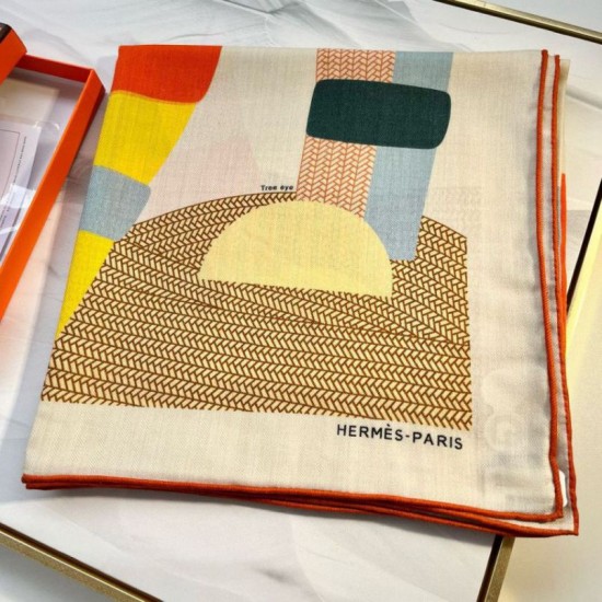 Replica falso Hermes Beige Il mio primo scialle galoppo 140 Imitazioni Replica falso Hermes Beige Il mio primo scialle galoppo 140