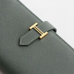 Replica Dettagli perfetti Portafoglio lungo Hermès Bearn fatto a mano in pelle di vitello Epsom verde mandorla Imitazioni Replica Dettagli perfetti Portafoglio lungo Hermès Bearn fatto a mano in pelle di vitello Epsom verde mandorla