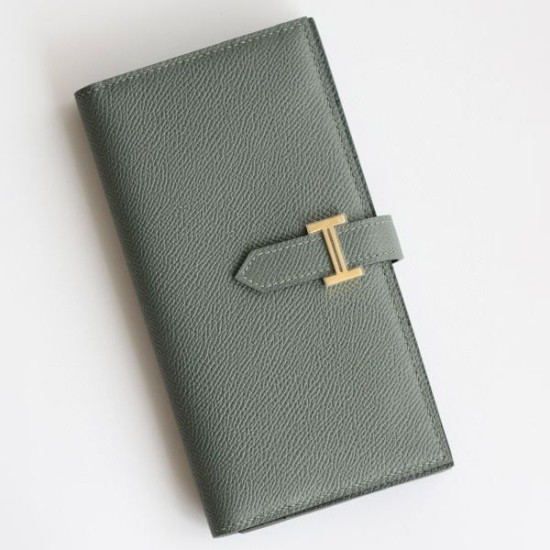 Replica Dettagli perfetti Portafoglio lungo Hermès Bearn fatto a mano in pelle di vitello Epsom verde mandorla