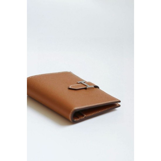 Replica Pari Portafoglio compatto Hermès Bearn fatto a mano in pelle di vitello Epsom oro Imitazioni Replica Pari Portafoglio compatto Hermès Bearn fatto a mano in pelle di vitello Epsom oro