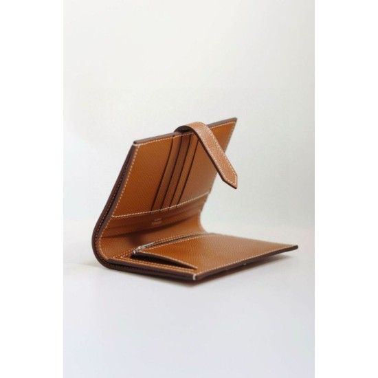 Replica Pari Portafoglio compatto Hermès Bearn fatto a mano in pelle di vitello Epsom oro Imitazioni Replica Pari Portafoglio compatto Hermès Bearn fatto a mano in pelle di vitello Epsom oro