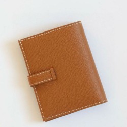 Replica Pari Portafoglio compatto Hermès Bearn fatto a mano in pelle di vitello Epsom oro Imitazioni Replica Pari Portafoglio compatto Hermès Bearn fatto a mano in pelle di vitello Epsom oro