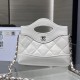 Pochette con catena AP3875 bianca Replica Replica Perfette Pochette con catena AP3875 bianca imitazioni