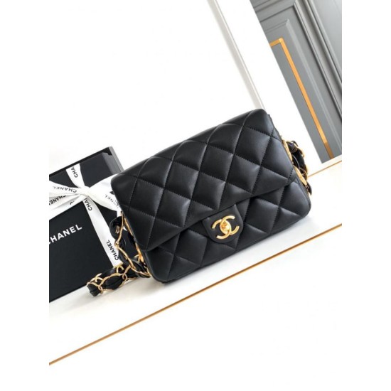 Replica Perfette  Perfetta con patta in pelle di agnello AS2409 Nera imitazioni
