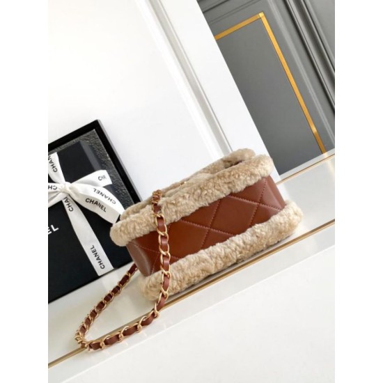 Dettagli perfetti Borse Replica mini con patta in pelle di agnello shearling AS5148 Beige qualità specchio Replica Perfette Dettagli perfetti Borse mini con patta in pelle di agnello shearling AS5148 Beige imitazioni