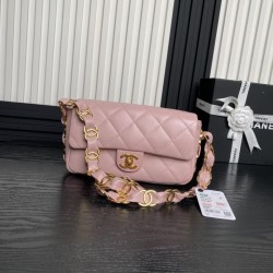 piccola con patta in pelle di agnello AS5167 Rosa piccola con patta in pelle di agnello AS5167 Rosa