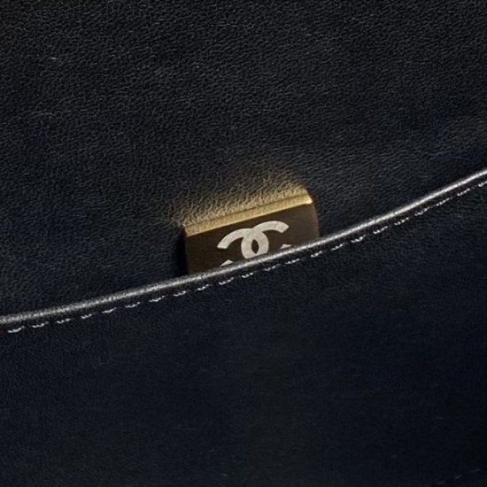 Dettagli perfetti 24B Clutch con catena Vanity AS5038/AS5036 Nero Replica Replica Perfette Dettagli perfetti 24B Clutch con catena Vanity AS5038/AS5036 Nero imitazioni