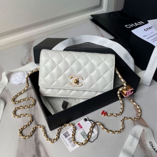 Wallet On Chain AP3938 Bianco Replica Replica Perfette Wallet On Chain AP3938 Bianco imitazioni