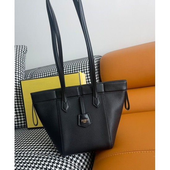 Borsa mini Fendi Origami 8BS083 Nera Replica Replica Perfette Borsa mini Fendi Origami 8BS083 Nera imitazioni