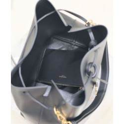 YSL Saint Laurent Paris Vii Pochon In Pelle Di Agnello Nero YSL Saint Laurent Paris Vii Pochon In Pelle Di Agnello Nero
