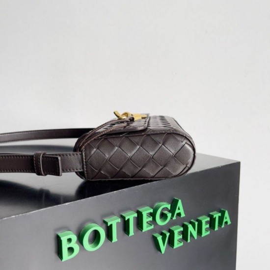 Borsa a tracolla Mini Andiamo Bottega Veneta agnello intrecciata fondente Replica Replica Perfette Borsa a tracolla Mini Andiamo Bottega Veneta agnello intrecciata fondente imitazioni