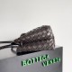 Borsa Bottega Veneta Andiamo piccola East/West agnello intrecciata fondente Replica Replica Perfette Borsa Bottega Veneta Andiamo piccola East/West agnello intrecciata fondente imitazioni