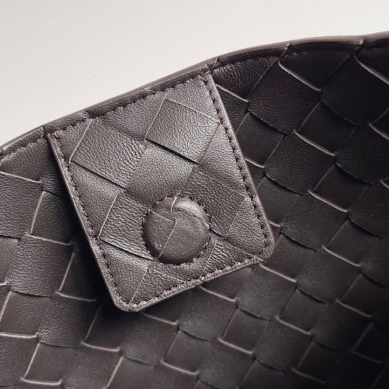 Borsa Bottega Veneta Andiamo piccola East/West agnello intrecciata fondente Replica Replica Perfette Borsa Bottega Veneta Andiamo piccola East/West agnello intrecciata fondente imitazioni