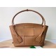 Borsa Media Arco Bottega Veneta Granata Caramello Replica Replica Perfette Borsa Media Arco Bottega Veneta Granata Caramello imitazioni