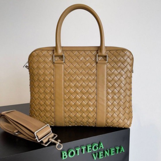 Replica Perfette Cartella Grande Bottega Veneta Vitello Intrecciato Marrone imitazioni