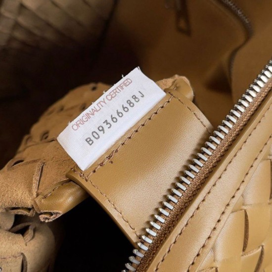 Replica Perfette Cartella Grande Bottega Veneta Vitello Intrecciato Marrone imitazioni