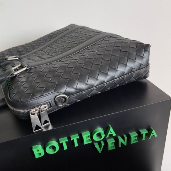 Cartella Grande Bottega Veneta Vitello Intrecciato Nero Replica Replica Perfette Cartella Grande Bottega Veneta Vitello Intrecciato Nero imitazioni