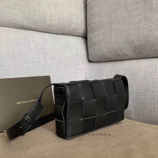 Borsa a cassetta Bottega Veneta agnello nera Replica Replica Perfette Borsa a cassetta Bottega Veneta agnello nera imitazioni