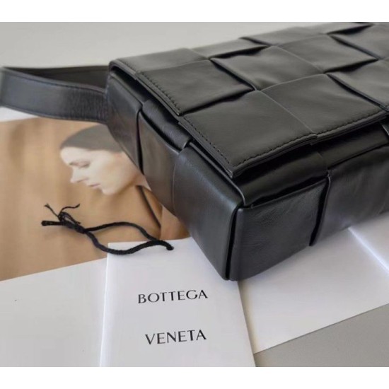Replica Perfette Bottega Veneta Cassett Borsa vitello stropicciata nera imitazioni