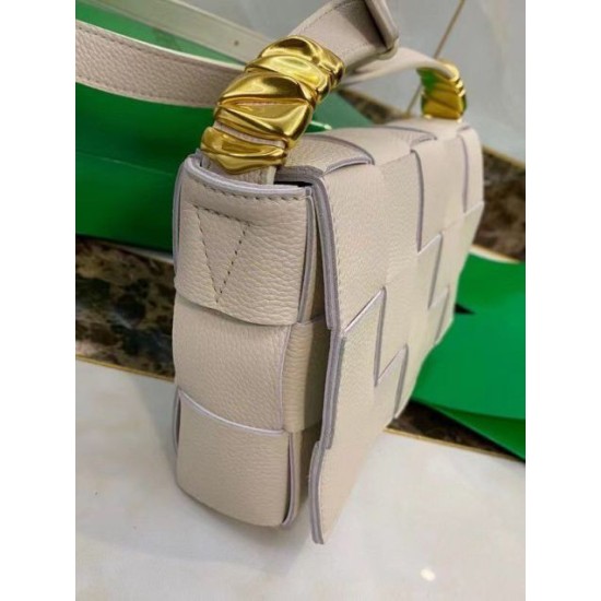 Bottega Veneta Cassette Borsa Bianco Granato Replica Replica Perfette Bottega Veneta Cassette Borsa Bianco Granato imitazioni