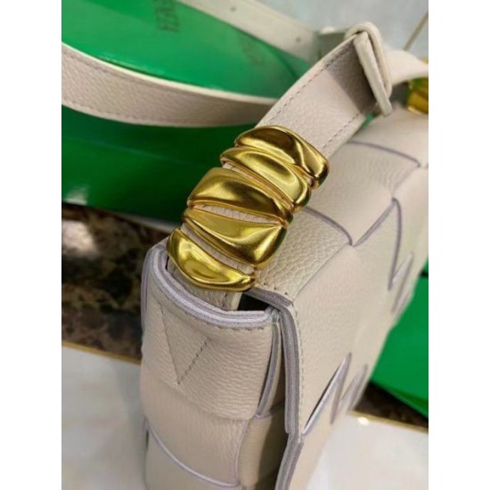 Bottega Veneta Cassette Borsa Bianco Granato Replica Replica Perfette Bottega Veneta Cassette Borsa Bianco Granato imitazioni