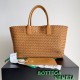 replica Cabat media Bottega Veneta agnello intrecciata color caramello qualità specchio Replica Perfette Cabat media Bottega Veneta agnello intrecciata color caramello imitazioni