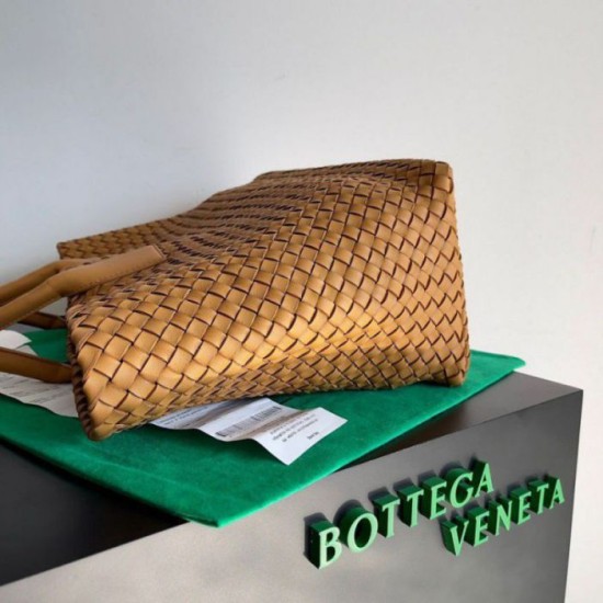 replica Cabat media Bottega Veneta agnello intrecciata color caramello qualità specchio Replica Perfette Cabat media Bottega Veneta agnello intrecciata color caramello imitazioni