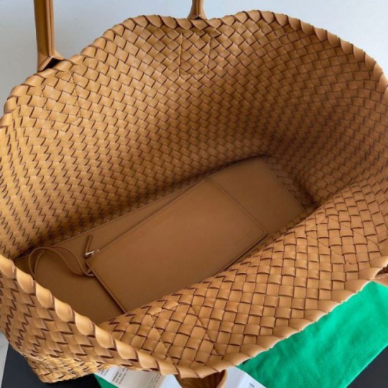 replica Cabat media Bottega Veneta agnello intrecciata color caramello qualità specchio Replica Perfette Cabat media Bottega Veneta agnello intrecciata color caramello imitazioni