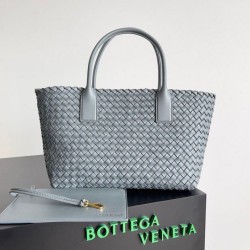 replica Bottega Veneta Cabat Media Thunder Intrecciato Agnello qualità specchio Replica Perfette Bottega Veneta Cabat Media Thunder Intrecciato Agnello imitazioni