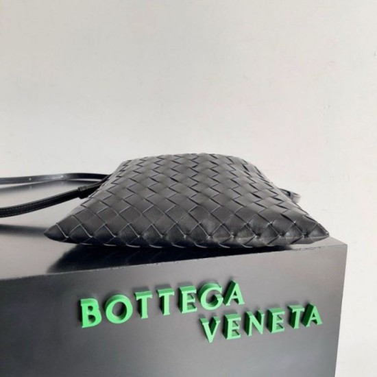 Bottega Veneta Mini Hop Borsa vitello intrecciata nera Replica Replica Perfette Bottega Veneta Mini Hop Borsa vitello intrecciata nera imitazioni