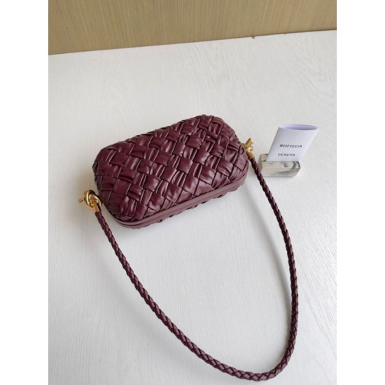 Bottega Veneta Nodo Minaudiere Sulla Tracolla Foulard Barolo Intreccio Replica Replica Perfette Bottega Veneta Nodo Minaudiere Sulla Tracolla Foulard Barolo Intreccio imitazioni