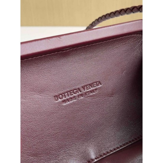 Bottega Veneta Nodo Minaudiere Sulla Tracolla Foulard Barolo Intreccio Replica Replica Perfette Bottega Veneta Nodo Minaudiere Sulla Tracolla Foulard Barolo Intreccio imitazioni
