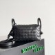 Borsa Replica a tracolla Bottega Veneta Piccolo Loop agnello intrecciata nera qualità specchio Replica Perfette Borsa 1:1 a tracolla Bottega Veneta Piccolo Loop agnello intrecciata nera imitazioni