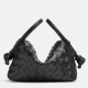 Borsa Replica a tracolla Bottega Veneta Piccolo Loop agnello intrecciata nera qualità specchio Replica Perfette Borsa 1:1 a tracolla Bottega Veneta Piccolo Loop agnello intrecciata nera imitazioni