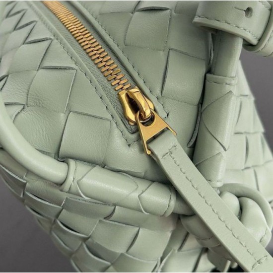 Borsa a tracolla Bottega Veneta Piccolo Loop agnello Sauge Intrecciato Replica Replica Perfette Borsa a tracolla Bottega Veneta Piccolo Loop agnello Sauge Intrecciato imitazioni