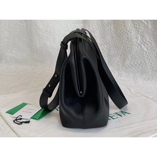 Borsa Replica Bottega Veneta a punta media con manico superiore Nera qualità specchio Replica Perfette Borsa 1:1 Bottega Veneta a punta media con manico superiore Nera imitazioni