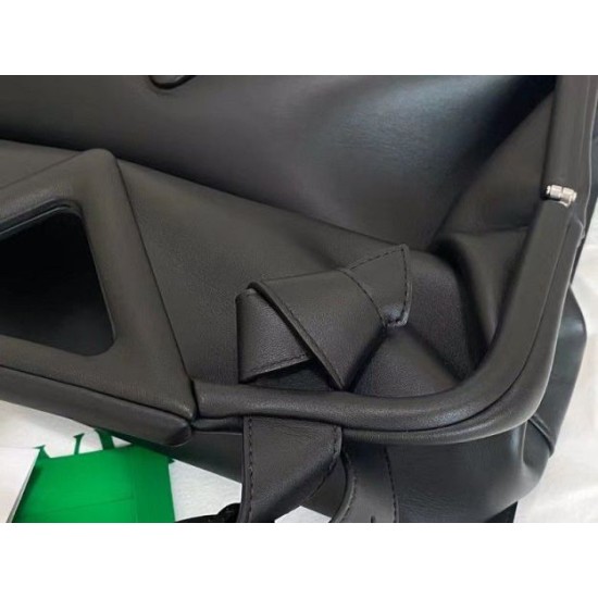 Borsa Replica Bottega Veneta a punta media con manico superiore Nera qualità specchio Replica Perfette Borsa 1:1 Bottega Veneta a punta media con manico superiore Nera imitazioni