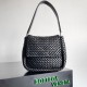 Replica Perfette Imitazioni borse griffate piccola Bottega Veneta Cobble Intrecciato nero imitazioni