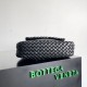 Replica Perfette Imitazioni borse griffate piccola Bottega Veneta Cobble Intrecciato nero imitazioni