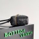 Bottega Veneta Bang Bang Vanity Case Nero Intrecciato Replica Replica Perfette Bottega Veneta Bang Bang Vanity Case Nero Intrecciato imitazioni