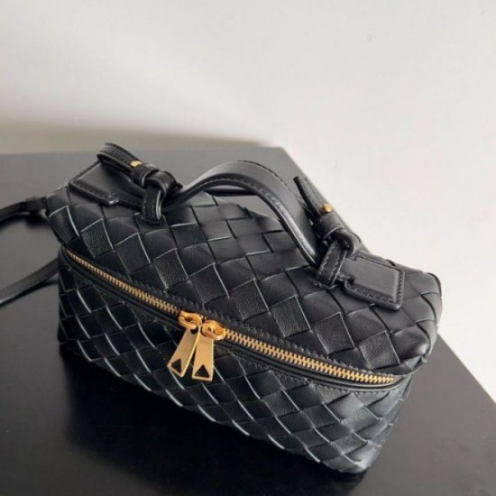 Bottega Veneta Bang Bang Vanity Case Nero Intrecciato Replica Replica Perfette Bottega Veneta Bang Bang Vanity Case Nero Intrecciato imitazioni