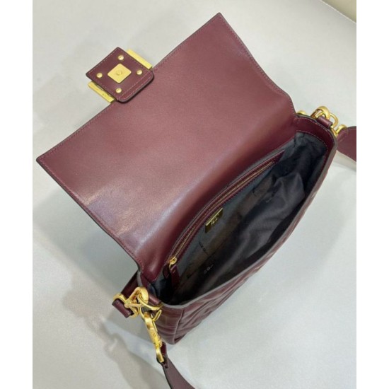 Riproduzione Fedele Bora Pari replica media Fendi Baguette nappa bordeaux FF imitazioni