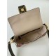 Replica Borsa media Baguette Fendi tela con ricamo FF multicolore Replica Perfetta Borsa media Baguette Fendi tela con ricamo FF multicolore imitazioni