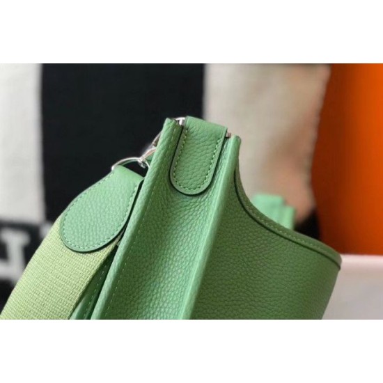 Hermes Evelyne III 29 PM Borse Firmate Replica Vert Criquet Clemence qualità specchio Replica Perfette Hermes Evelyne III 29 PM Borse Firmate Vert Criquet Clemence imitazioni