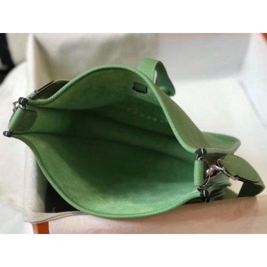 Hermes Evelyne III 29 PM Borse Firmate Replica Vert Criquet Clemence qualità specchio Replica Perfette Hermes Evelyne III 29 PM Borse Firmate Vert Criquet Clemence imitazioni